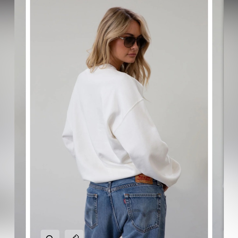 NWT Daydreamer Italia Boyfriend Sweatshirt. Size: Small. Excellent condition - Picture 4 of 16